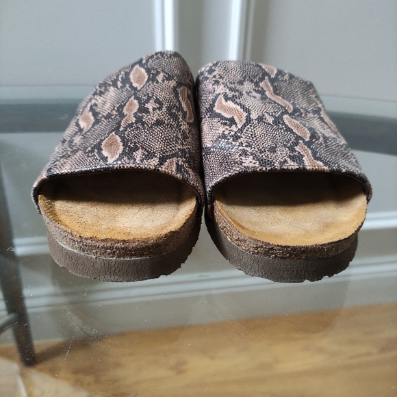 Naot Epanema Slide Sandals Python Print 39/8 - Picture 6 of 9